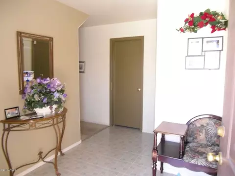 6814 S 39th Dr, Phoenix, AZ 85041 photo 2