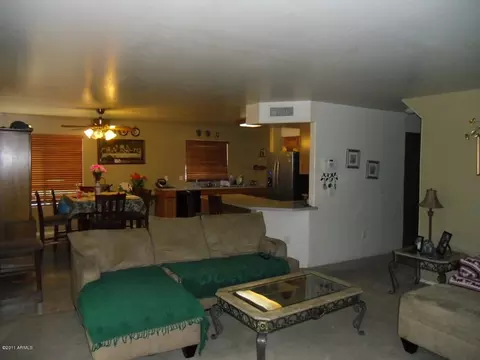 6814 S 39th Dr, Phoenix, AZ 85041 photo 6