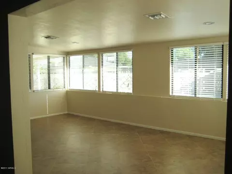 3745 E Amelia Ave, Phoenix, AZ 85018 photo 11