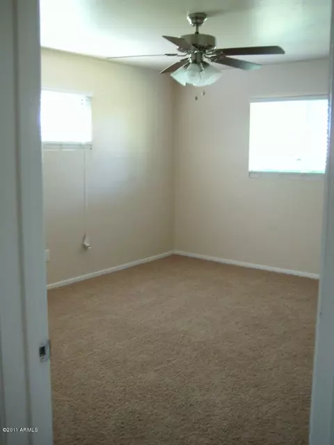3745 E Amelia Ave, Phoenix, AZ 85018 photo 12