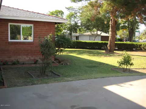 3745 E Amelia Ave, Phoenix, AZ 85018 photo 22