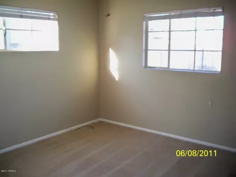 4213 N 35th Pl, Phoenix, AZ 85018 photo 9