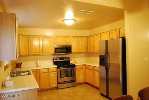 451 E Friar Ave, Apache Junction, AZ 85119 photo 4