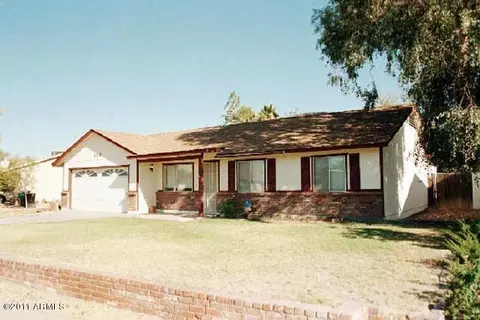 104 E Juniper Ave, Gilbert, AZ 85234 photo 1
