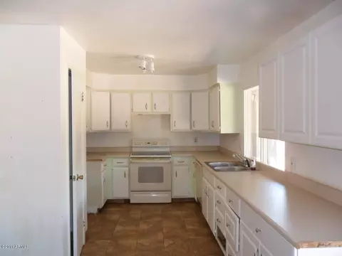 4501 E Pecan Rd, Phoenix, AZ 85040 photo 11
