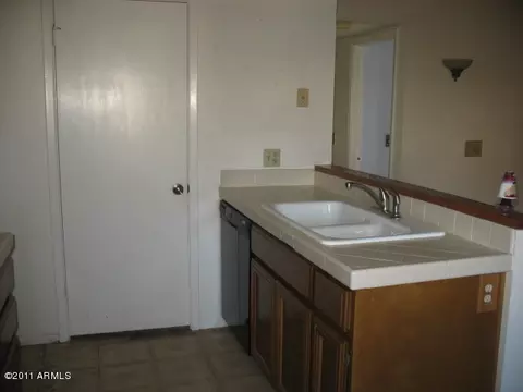 851 E Lola Dr, Phoenix, AZ 85022 photo 6