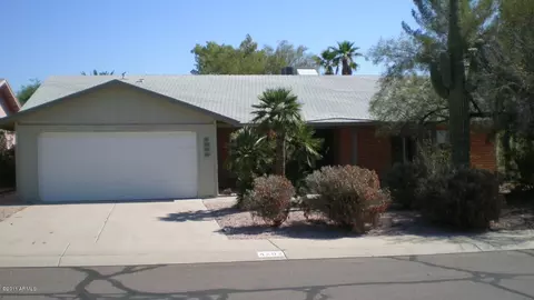 4202 E Zia St, Phoenix, AZ 85044 photo 1