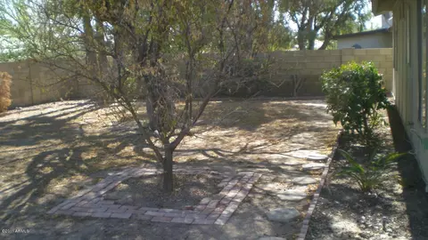 4202 E Zia St, Phoenix, AZ 85044 photo 5