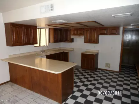 5179 E Roosevelt St, Apache Junction, AZ 85119 photo 2