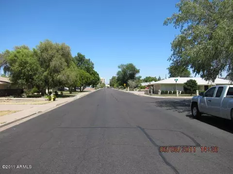 923 W 10th St, Mesa, AZ 85201 photo 2