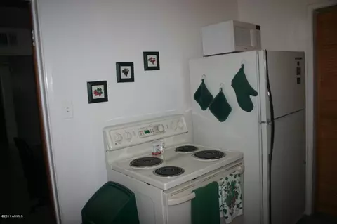 5702 N 11th Pl, Phoenix, AZ 85014 photo 14