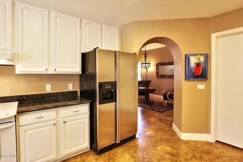 1951 E Waltann Ln, Phoenix, AZ 85022 photo 13