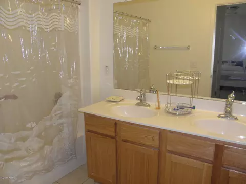 5826 S 35th Pl, Phoenix, AZ 85040 photo 7