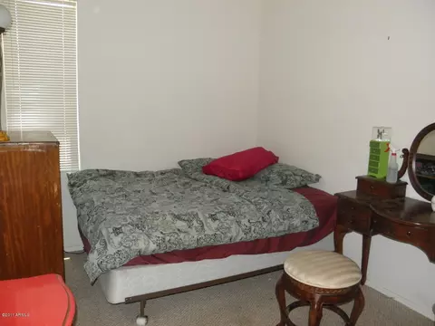 5826 S 35th Pl, Phoenix, AZ 85040 photo 12