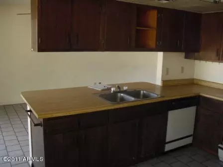 114 W Hunter St, Mesa, AZ 85201 photo 2