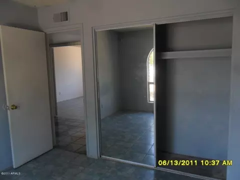 7635 W Turney Ave, Phoenix, AZ 85033 photo 11