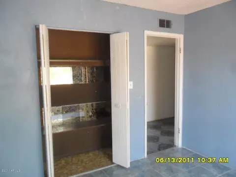 7635 W Turney Ave, Phoenix, AZ 85033 photo 10