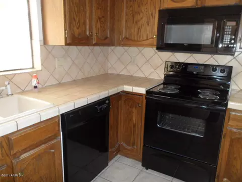 3825 E Cathedral Rock Dr, Phoenix, AZ 85044 photo 6