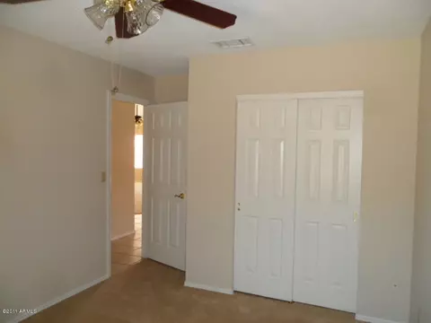 3825 E Cathedral Rock Dr, Phoenix, AZ 85044 photo 9
