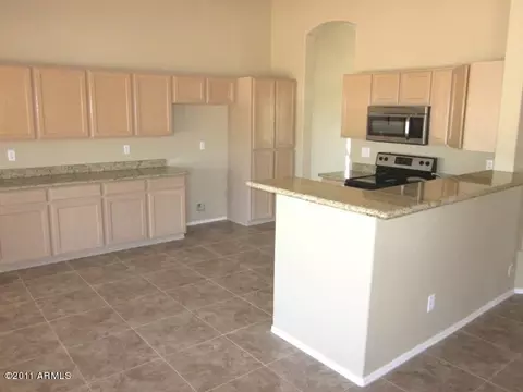 536 E Desert Ranch Rd, Phoenix, AZ 85086 photo 2