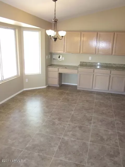 536 E Desert Ranch Rd, Phoenix, AZ 85086 photo 3