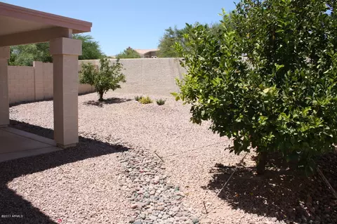 4244 E South Fork Dr, Phoenix, AZ 85044 photo 2
