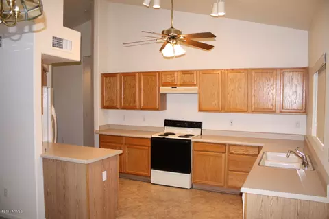 4244 E South Fork Dr, Phoenix, AZ 85044 photo 7