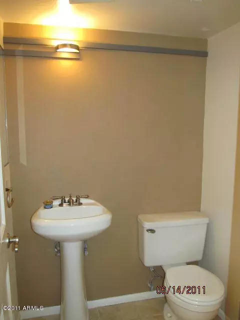 3701 E Monterosa St #10, Phoenix, AZ 85018 photo 4