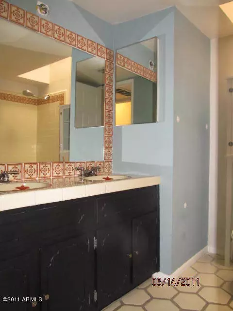 3701 E Monterosa St #10, Phoenix, AZ 85018 photo 8