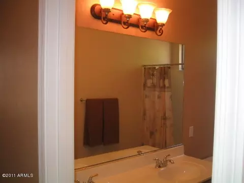 554 S Bahama Dr, Gilbert, AZ 85296 photo 10