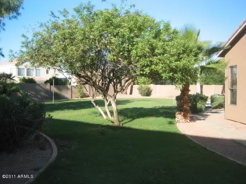 554 S Bahama Dr, Gilbert, AZ 85296 photo 7
