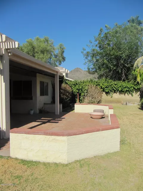 1801 E Harmont Dr, Phoenix, AZ 85020 photo 1
