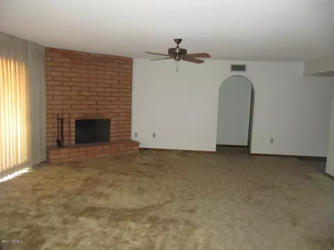 1801 E Harmont Dr, Phoenix, AZ 85020 photo 6