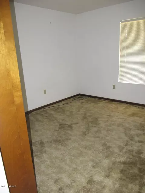 1801 E Harmont Dr, Phoenix, AZ 85020 photo 3