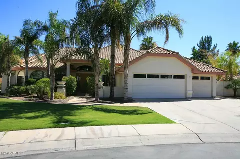 1649 E Queen Palm Dr, Gilbert, AZ 85234 photo 1