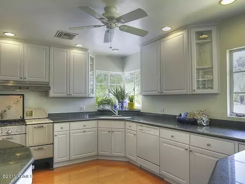 208 E Colter St, Phoenix, AZ 85012 photo 7