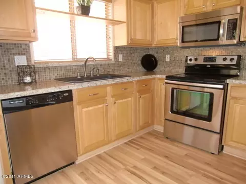 754 E Iris Dr, Gilbert, AZ 85296 photo 7