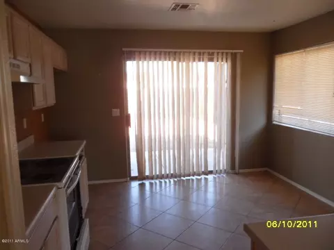 715 S Del Rio Ct, Apache Junction, AZ 85120 photo 4