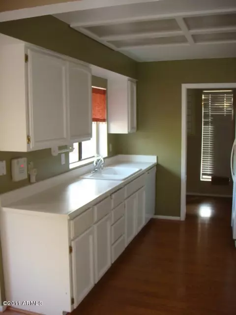 517 E Le Marche Ave, Phoenix, AZ 85022 photo 2