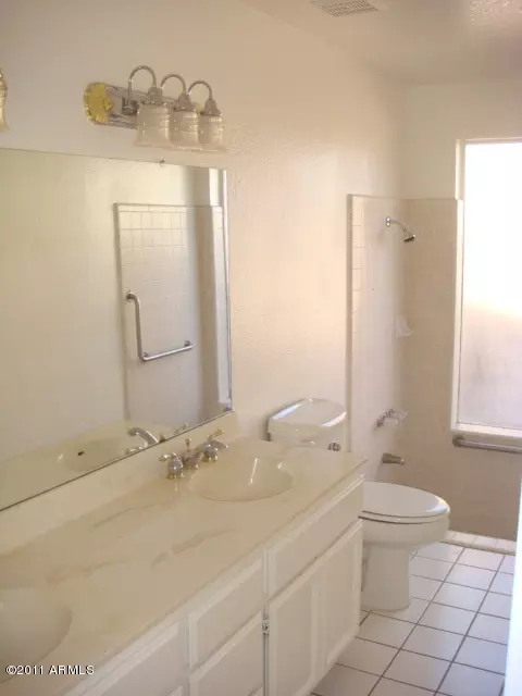 517 E Le Marche Ave, Phoenix, AZ 85022 photo 8