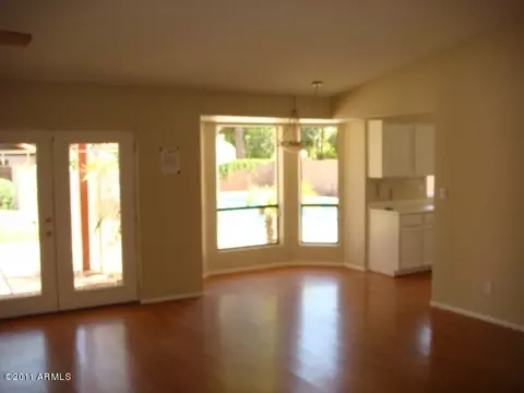 517 E Le Marche Ave, Phoenix, AZ 85022 photo 6