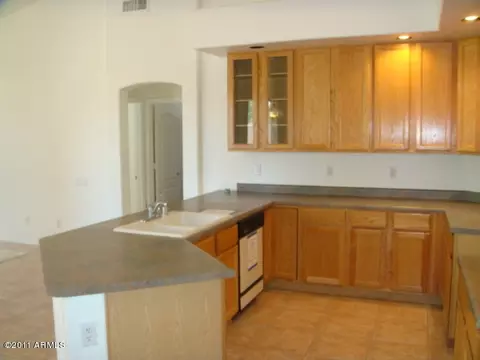 3767 E Vaughn Ave, Gilbert, AZ 85234 photo 4
