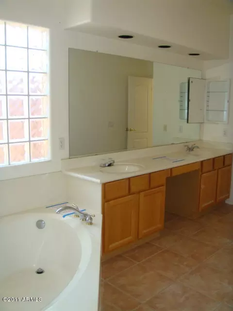 3767 E Vaughn Ave, Gilbert, AZ 85234 photo 12