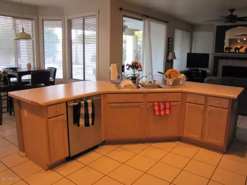 1825 E Commerce Ave, Gilbert, AZ 85234 photo 9