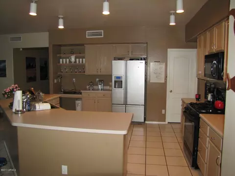 1825 E Commerce Ave, Gilbert, AZ 85234 photo 7