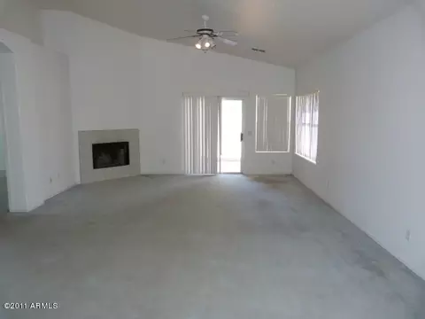 536 W Sierra Vista Dr, Apache Junction, AZ 85220 photo 2