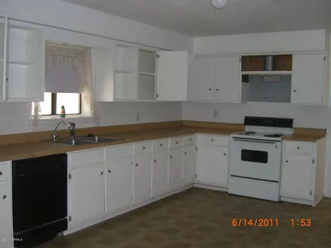 299 S Cardinal Dr, Apache Junction, AZ 85120 photo 6
