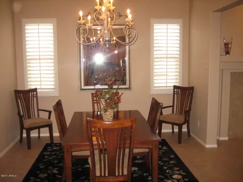 4533 E Narrowleaf Dr, Gilbert, AZ 85298 photo 2