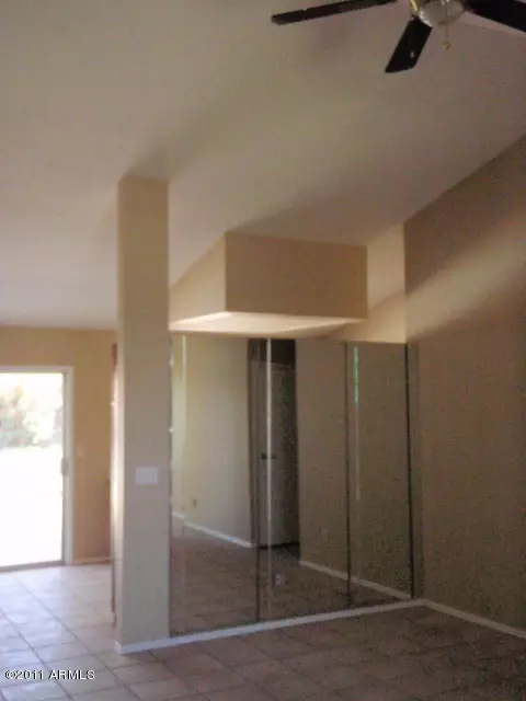 9416 E Fairway Cir, Mesa, AZ 85207 photo 4