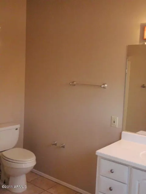 9416 E Fairway Cir, Mesa, AZ 85207 photo 11